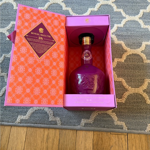 Empty bottle - Picture 6 of 6